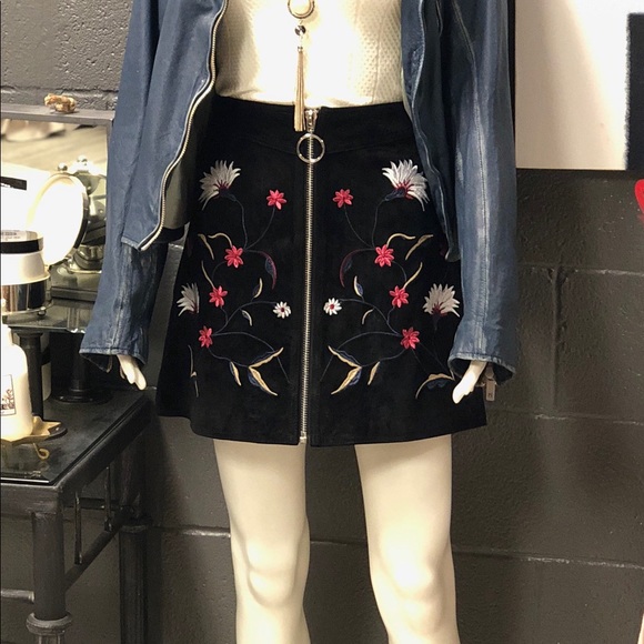 Willow & Clay Dresses & Skirts - Embroidered Suede fully lined mini skirt